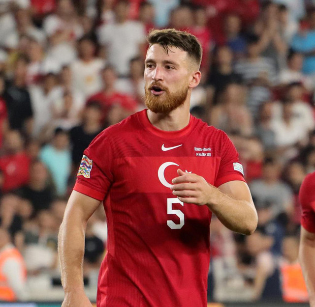 Fenerbahçe mi, Galatasaray mı? Salih Özcan'dan flaş karar! - Resim : 2