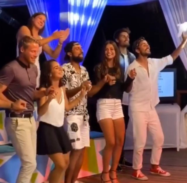 Acun birleşme partisinden ilk kareleri paylaştı! Cemal ve Aycan damga vurdu... - Resim : 3