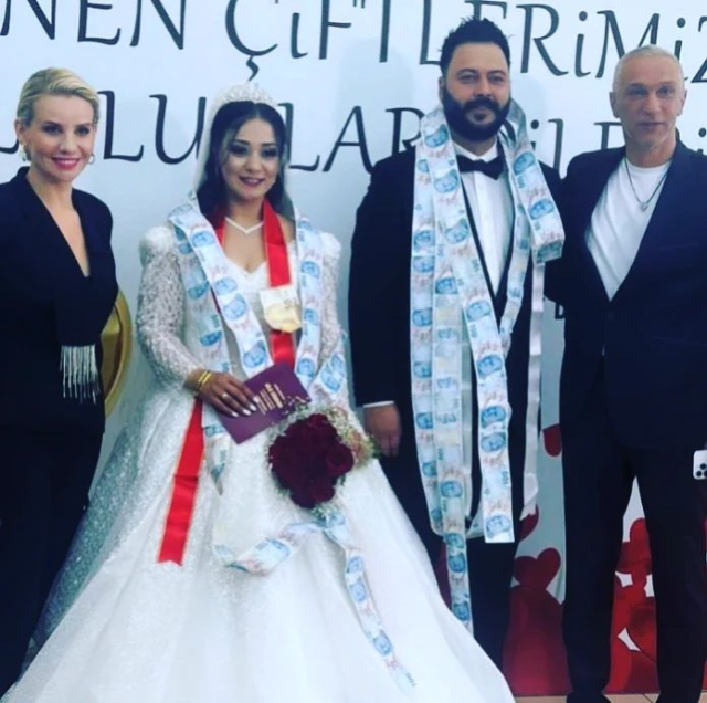 Caner Toygar evlendi! Esra Erol'un eşi, takısıyla törene damga vurdu - Resim : 4