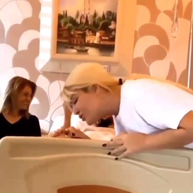 Selin Ciğerci'yi çıldırtan olay! 'Kim yaptırmışsa...' - Resim : 1