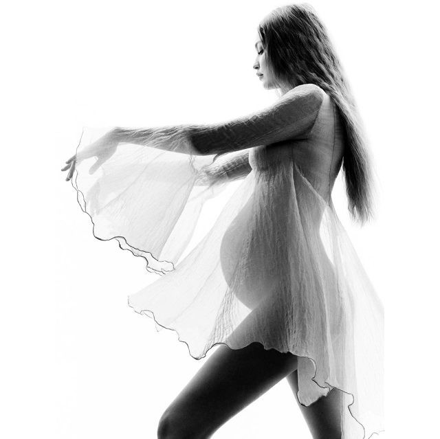 Gigi Hadid'in hamilelik pozları gündeme oturdu - Resim : 1