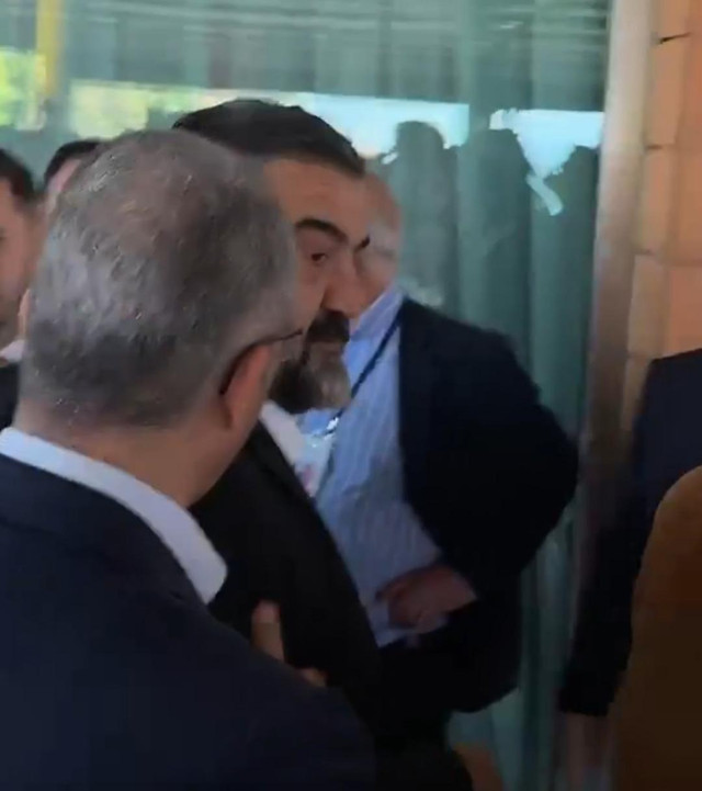 Fenerbahçe Yüksek Divan Kurulu'nda olay! "Senden büyük lavuk mu var" - Resim : 3