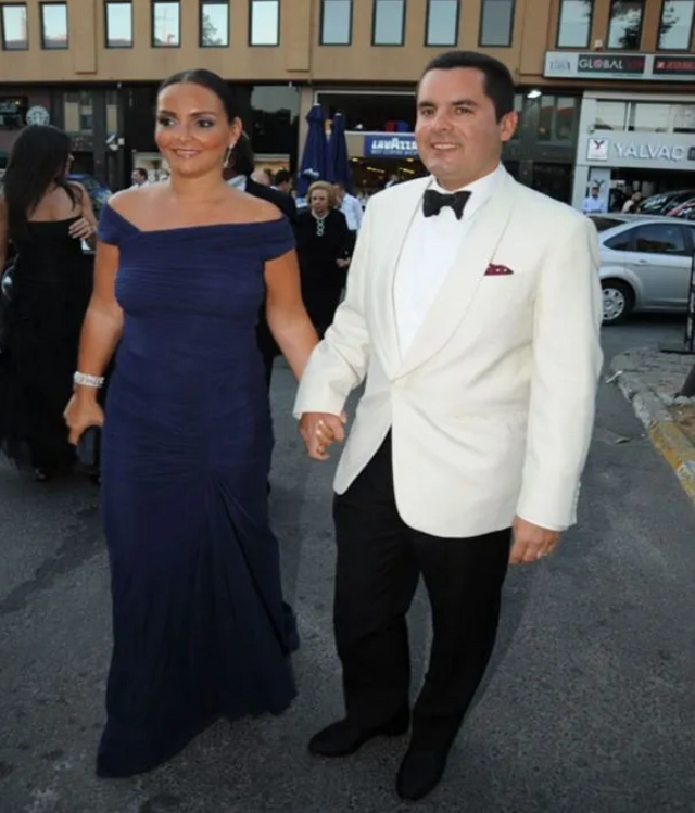 Ünlü iş insanının gelininden şaşırtan bağış: Hasan Can Kaya'dan 'ayıp' tepkisi! - Resim : 1