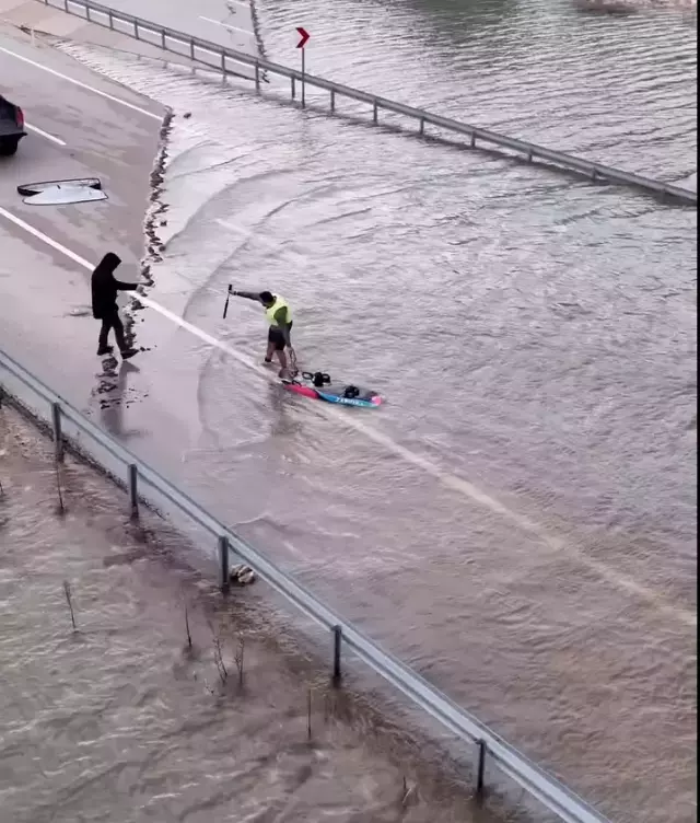 Yol bitti, göl başladı! Konya'dan Antalya'ya sörf yaptı - Resim : 2