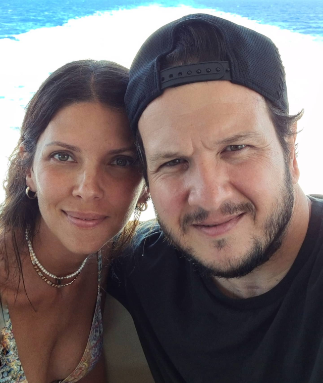 Şahan Gökbakar'ın eşine hakaret eden Buket Aydın'a tepki - Resim : 1