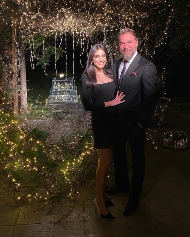 Torunu Aslışah Alkoçlar nişanlandı, Hülya Koçyiğit soluğu dans pistinde aldı! - Resim : 3