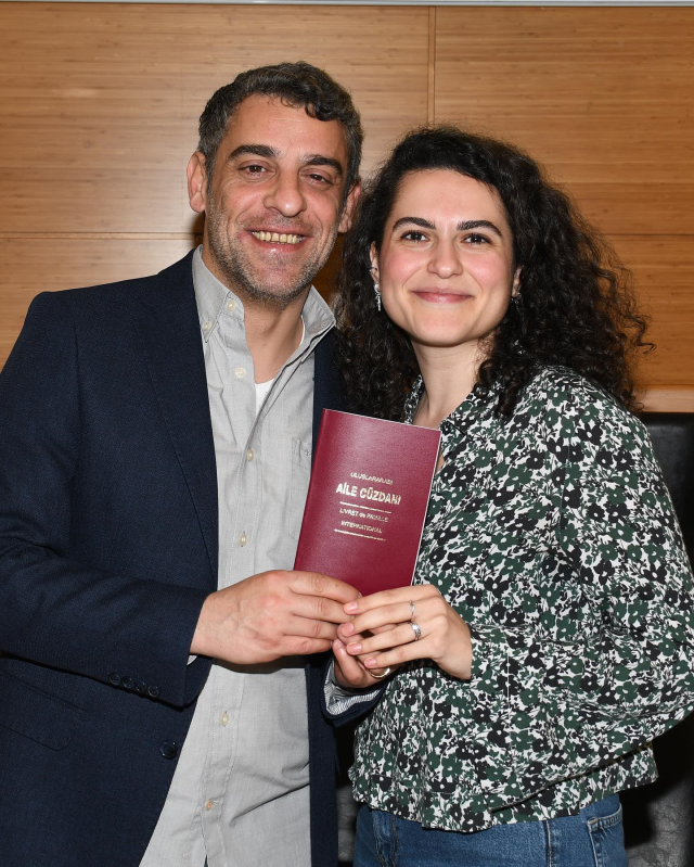 Oyuncu Dağhan Külegeç, 7 yıllık sevgilisiyle evlendi - Resim : 3