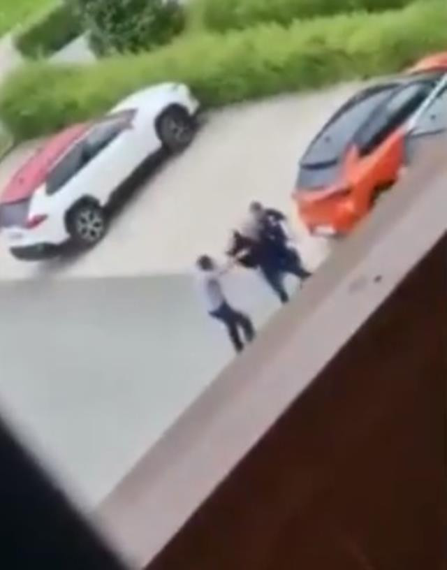 İtalyan ekibi Torino'nun teknik direktörü ile sportif direktörü birbirine girdi - Resim : 1