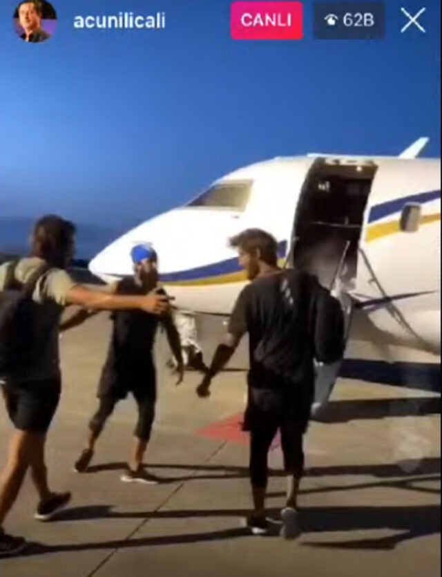 Survivor finalistleri özel jetle İstanbul'a geliyor! 'Biz hep maskeyle mi dolaşacağız?' - Resim : 2