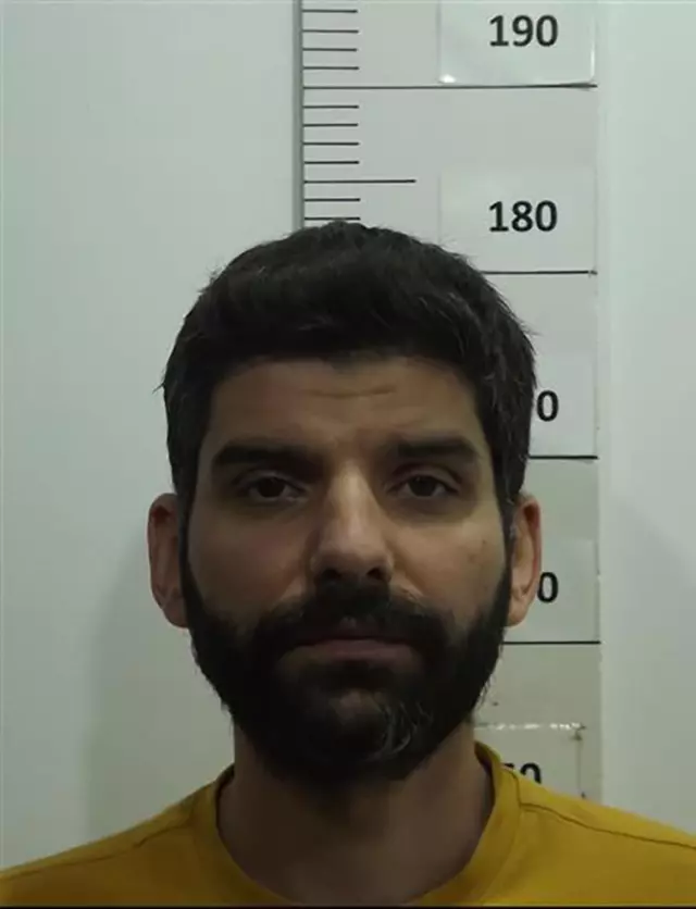 Kırmızı bültenle aranıyordu: Serdar Sertçelik Türkiye'ye getirildi - Resim : 1