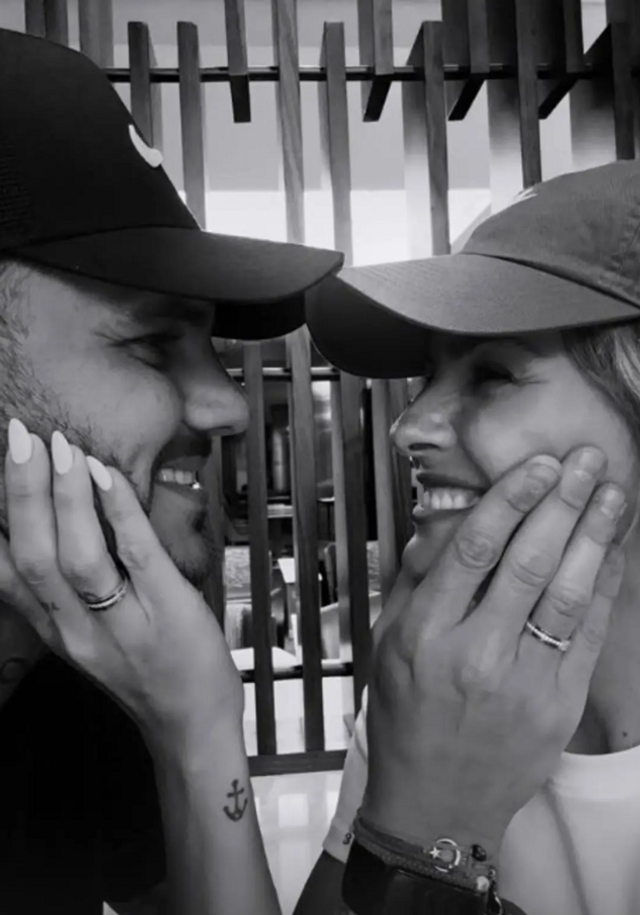 Hayranlarını heyecanlandıran paylaşım! Icardi sevgilisi China Suarez ile evleniyor mu? - Resim : 2