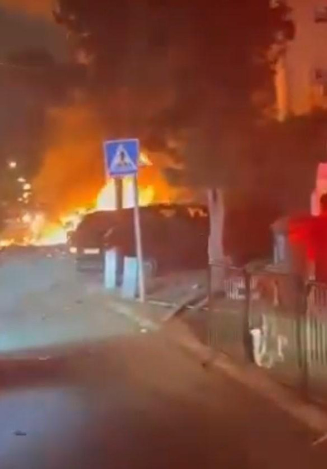 İran'ın füzelerle vurduğu kent alevlere teslim oldu! İşte ilk görüntüler... - Resim : 2