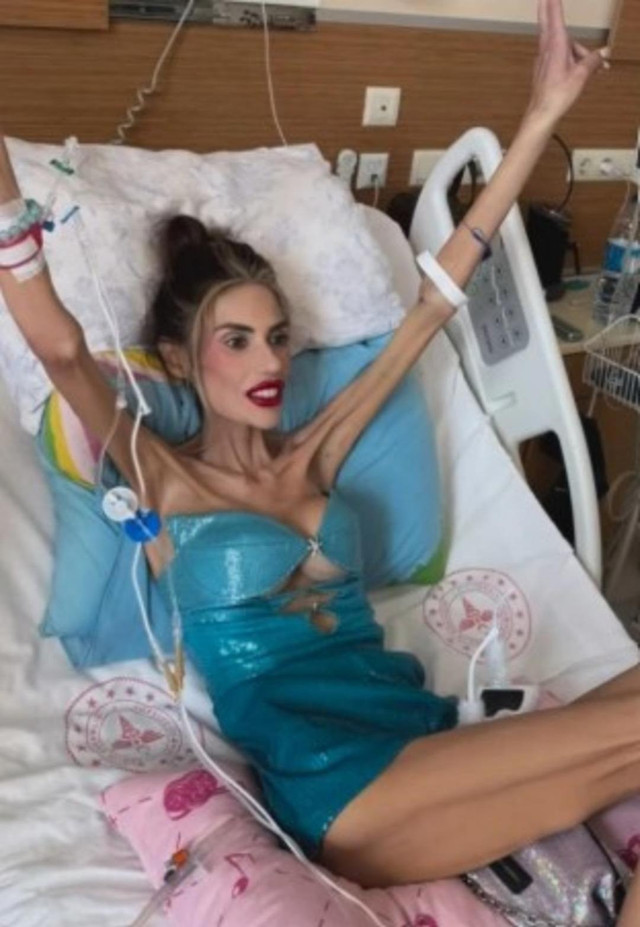 Nihal Candan'dan yürek yakan haber! Yakını duyurdu... - Resim : 1