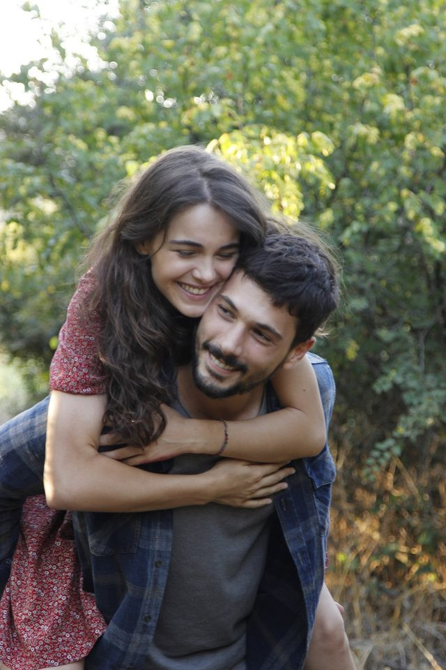 Show TV'nin iddialı dizisi Aşk Ağlatır'ın çekimleri başladı! - Resim : 2