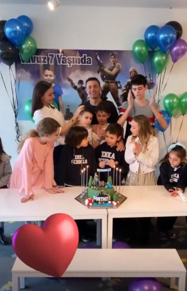 Mustafa Sandal ve Emina Jahovic doğum gününde buluştu - Resim : 2