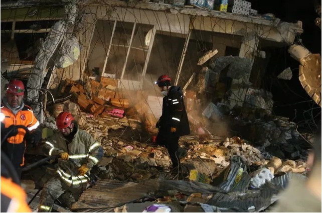 Deprem sonrası tek tek anlattı, spiker kendini tutamadı: 'O zaman vay anasını...' - Resim : 2