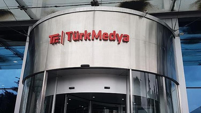 Medyada Özlük Hakkı yangını: Patronlar cebindeki akrebe teslim! - Resim : 2