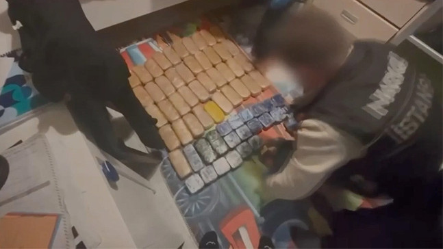 Emniyeti yasa boğan ölüm... Narkotik köpeği Ares operasyonda öldü - Resim : 2