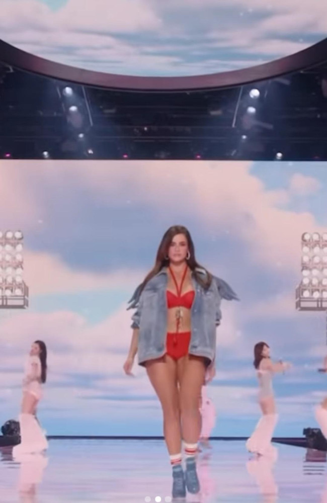 Euphoria’nın yıldızı adeta yeniden doğdu! Barbie Ferreira’nın yeni hali olay oldu - Resim : 3