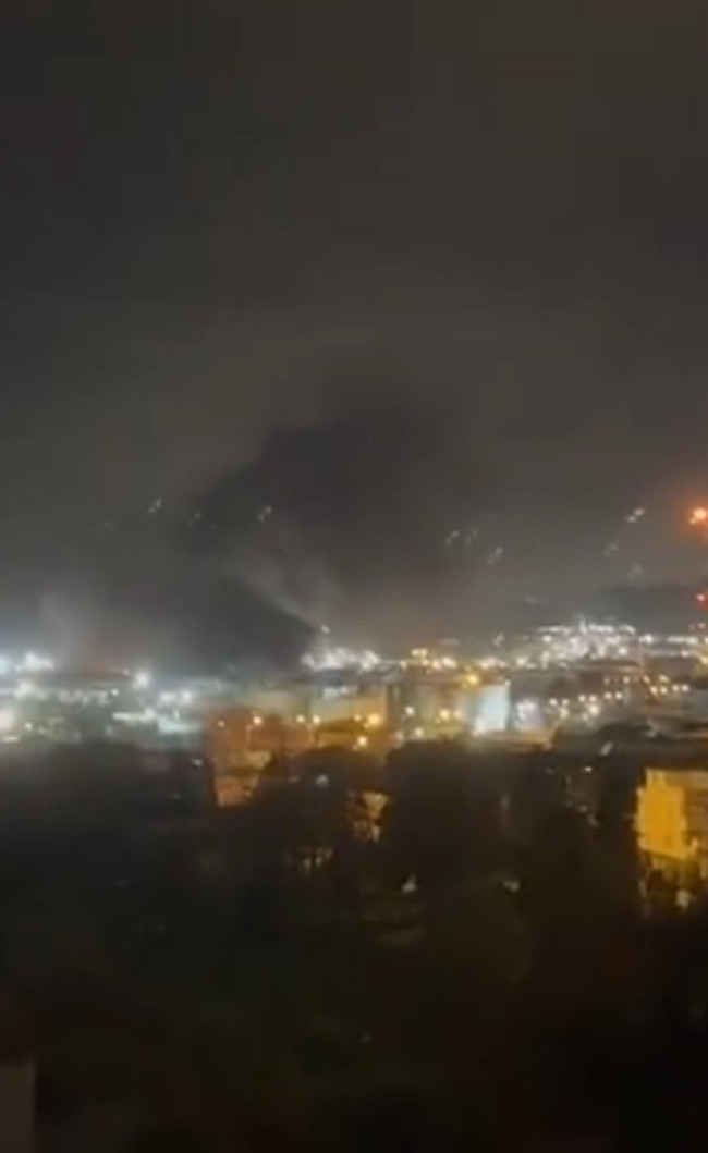 TÜPRAŞ İzmit rafinerisinde patlama! Gökyüzünü duman kapladı - Resim : 2