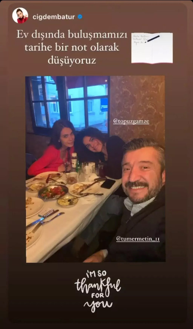 Gamze Topuz'dan şaşırtan Tümer Metin paylaşımı: Ayak sevme saati - Resim : 1