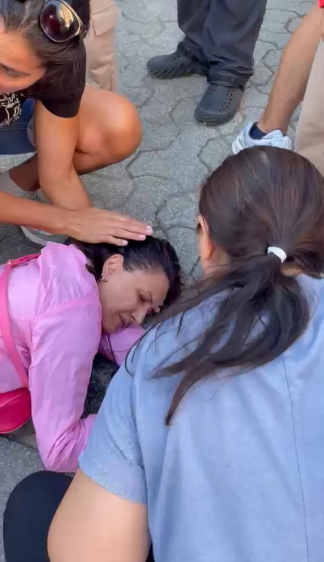 Kadıköy'de dehşet anları! Önce saldırdı sonra bıçakla tehditler savurdu - Resim : 1