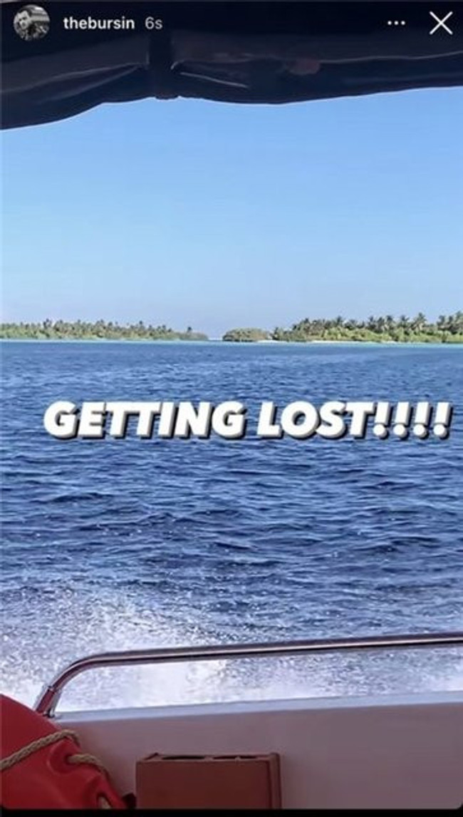 Aşk kaçamağı mı? Hande Erçel ile Kerem Bürsin Maldivler'de yakalandı! - Resim : 2