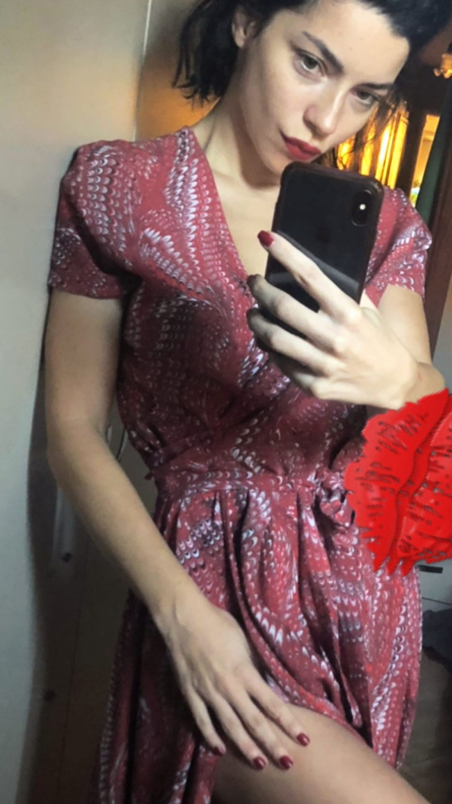 Merve Boluğur hayalindeki erkeği açıkladı! ‘Malum erkeklerimiz’ diyerek söze başladı... - Resim : 1