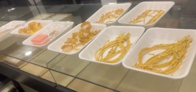 Türkiye'nin gündemindeki adliye soygununda yeni gelişme! Firari memurun kayınpederi dahil 10 gözaltı - Resim : 1