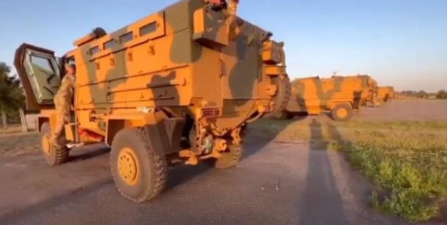 Ukrayna askerlerinden PKK/YPG'ye skandal destek! Türkiye'nin yardımlarını hemen unuttular - Resim : 2