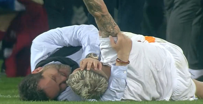 Galatasaray'ın şampiyonluk kutlamasına damga vuran kare - Resim : 1