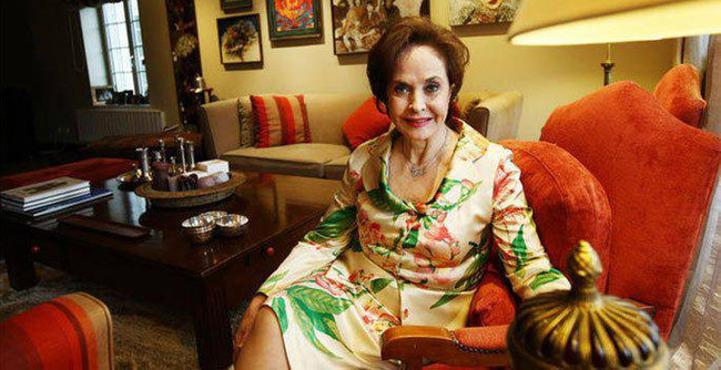 Tiyatro ve sinemanın usta isimlerinden Ayten Gökçer hayatını kaybetti - Resim : 3