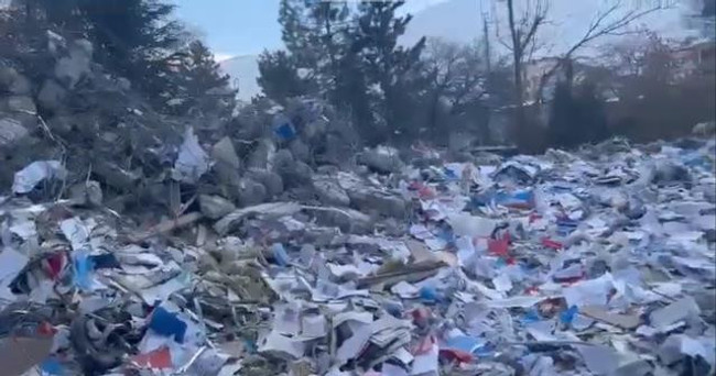 Evrakların kurtarılmadan yıkıldığı iddia edilmişti! Belediye'den açıklama geldi - Resim : 1