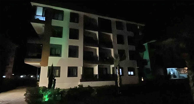 İzmir&rsquo;de kan donduran cinayetler! Anne, baba, oğulları &ouml;ld&uuml;r&uuml;lm&uuml;ş halde bulundu - Resim : 1