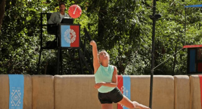 Survivor’da ünlü yarışmacıya eleme şoku! - Resim : 1