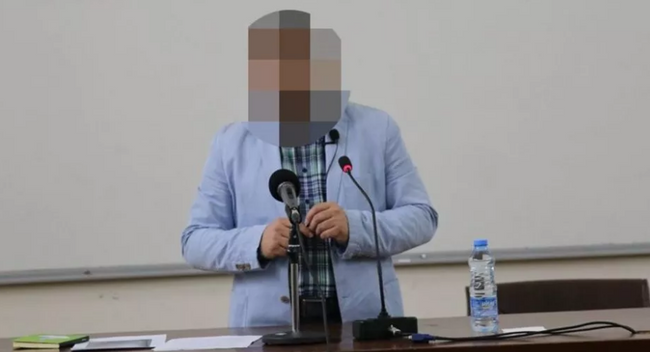 Profesörden üvey oğluna iki yıl boyunca cinsel istismar! "İki yıl boyunca her yalnız kaldığımızda…" - Resim : 2