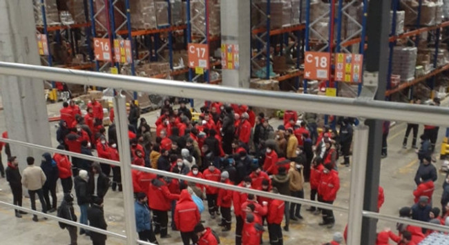 Maaşları 1 haftadır protesto ediyorlardı: Migros çalışanlarına kötü haber! - Resim : 1