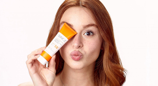 Güneş kreminde reklam yüzü Asena Keskinci oldu - Resim : 1