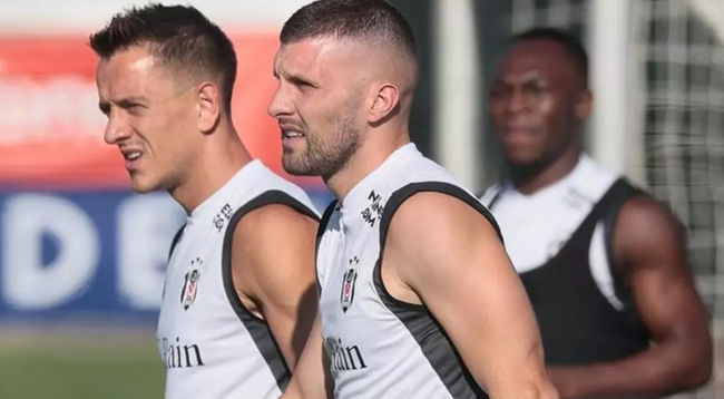 Burak Yılmaz yıldız oyuncuyu idmandan kovdu - Resim : 1