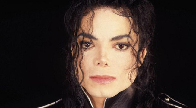 Michael Jackson protez burun mu takıyordu? ''Cesedi gördüm, kıkırdak parçaları...'' - Resim : 1