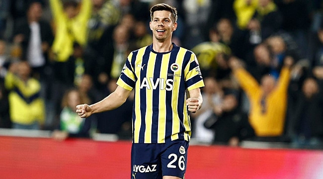 Fenerbahçe'nin yıldızı Trabzonspor'a gidiyor! Anlaşma sağlandı... - Resim : 1