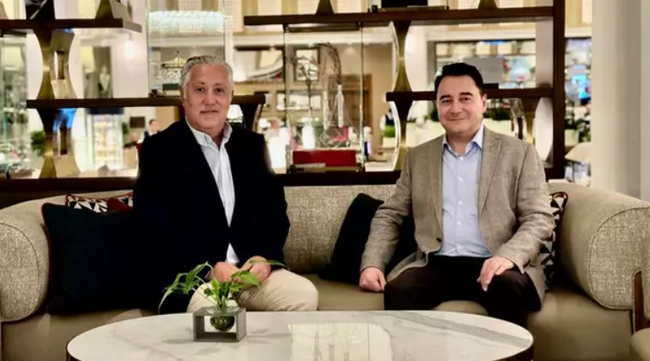 ‘En yakın arkadaşı’ Mehmet Şimşek’e veryansın etti! ‘Tek yaptığı sağdan soldan…’ - Resim : 1