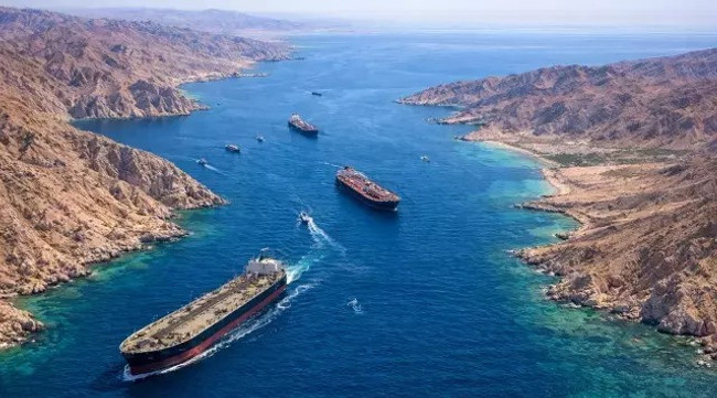 Trump, Hürmüz Boğazı konusunda gözünü kararttı! "Gerekirse..." - Resim : 2