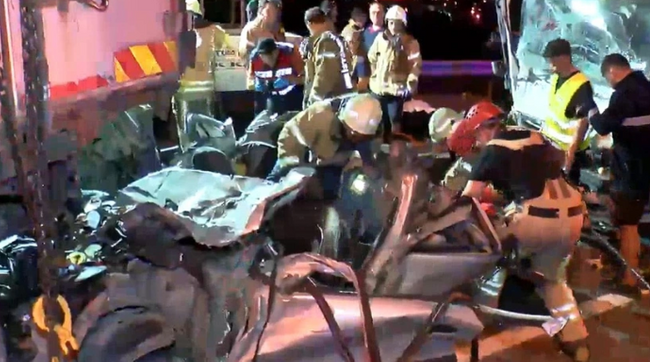 TEM Otoyolu'nda zincirleme kaza: Ölü ve yaralılar var - Resim : 1