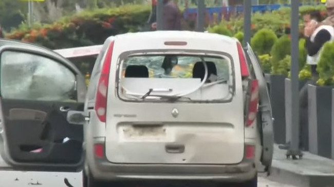 Ankara Kızılay’da bombalı saldırı girişimi! ‘Teröristlerden biri kendini patlattı…’ - Resim : 5