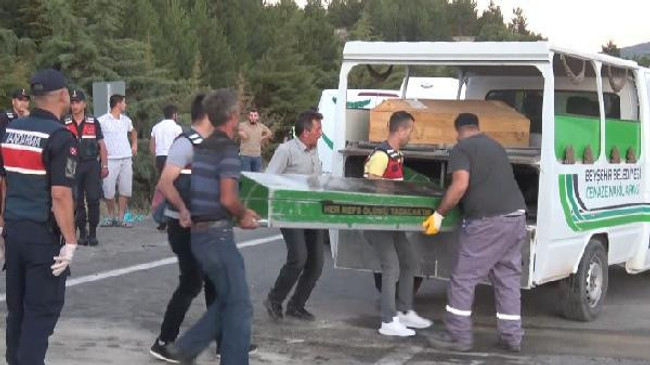 Konya-Beyşehir kara yolunda katliam gibi kaza: Çok sayıda ölü ve yaralı var - Resim : 1