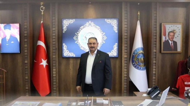 Cumhurbaşkanı Erdoğan'a yönelik sözlere tepki! Belediye başkanı, partisinden istifa etti - Resim : 1