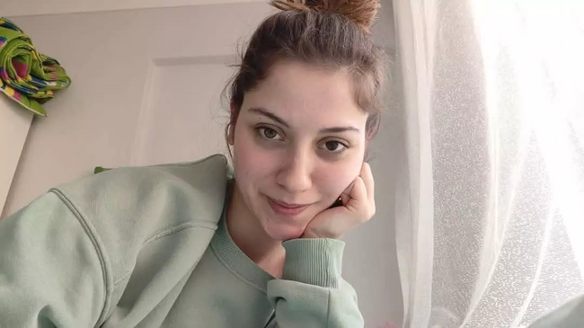 Saplantılı komşu cinayetinde kan donduran detaylar! 'Hatice'yi öldürüp 1 gün başında beklemiş' - Resim : 1