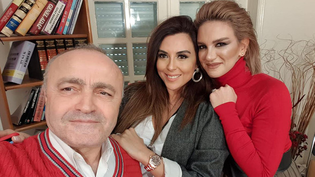 Ünlü sanatçı hamile olduğunu açıkladı - Resim : 1