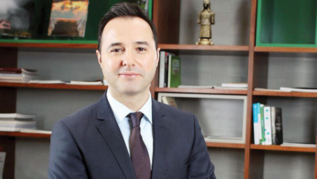 Dedeman’da iki üst düzey yöneticiye 'sır' davası - Resim : 1